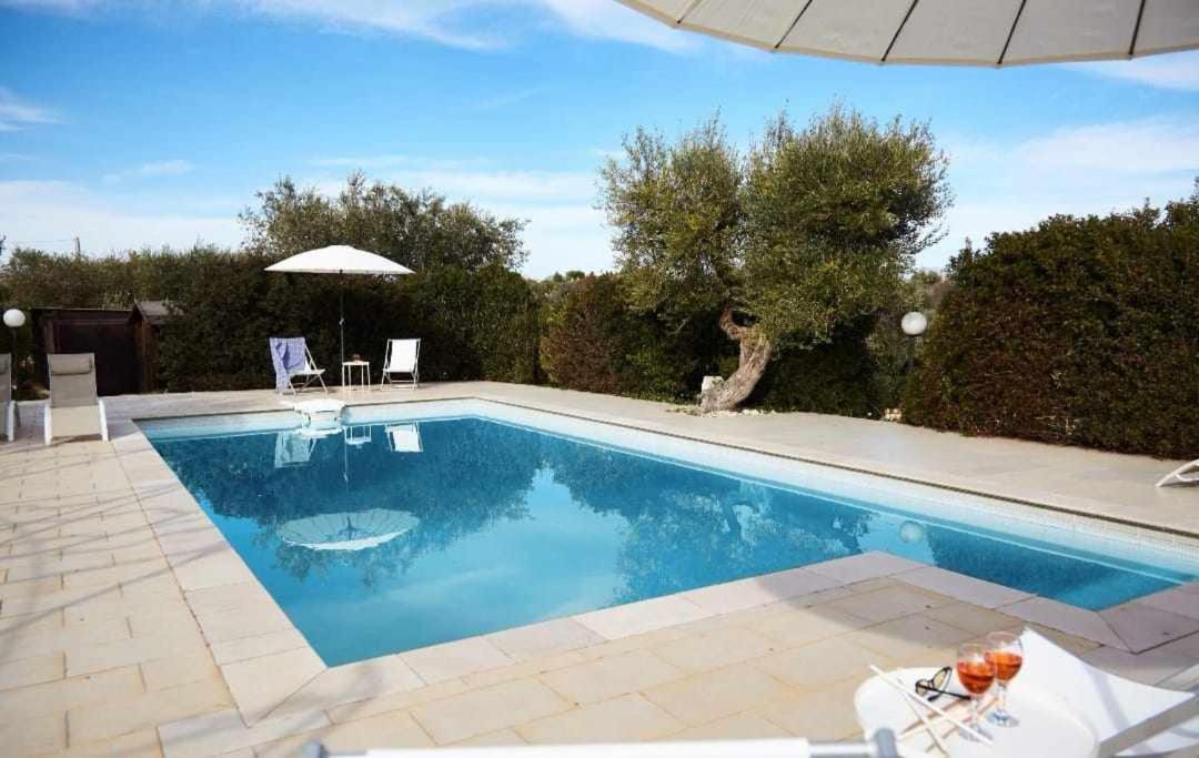Вилла Trulli Azzalema With Exclusive Pool Бриндизи Экстерьер фото