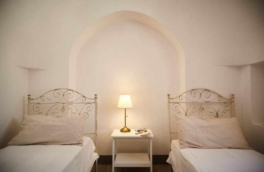 Вилла Trulli Azzalema With Exclusive Pool Бриндизи Экстерьер фото